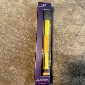 Tarte Bamboo contouring brush